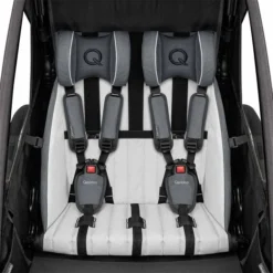 Qeridoo Sportrex 2 Fahrradanhänger Cayenne Red 2023 Limitiertes Design -Kinder Komfort 004 sportrex2 2023 lg front closeup 1 1