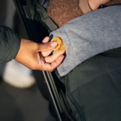 Joolz Aer Fußsack Sage Green Mit Nachhaltiger Sorona®-Füllung -Kinder Komfort hidingplacefortoothring aerfootmuff 7