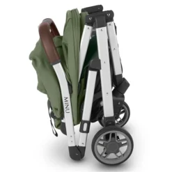 UPPAbaby Minu V2 Buggy Emelia Sage Green -Kinder Komfort minu22 eme folded 3076x4505 df91cb5