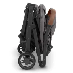UPPAbaby Minu V2 Buggy Greyson Charcoal Melange -Kinder Komfort minu22 gry folded latch 3586x4903 5ae7b13