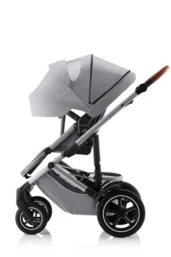 Britax Smile 5Z Sportwagen Frost Grey -Kinder Komfort smile 5z frostgrey anthrazite brownhandle 01 fwf canopyextended 2023