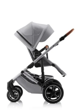 Britax Smile 5Z Sportwagen Frost Grey -Kinder Komfort smile 5z frostgrey anthrazite brownhandle 01 rwf 2023