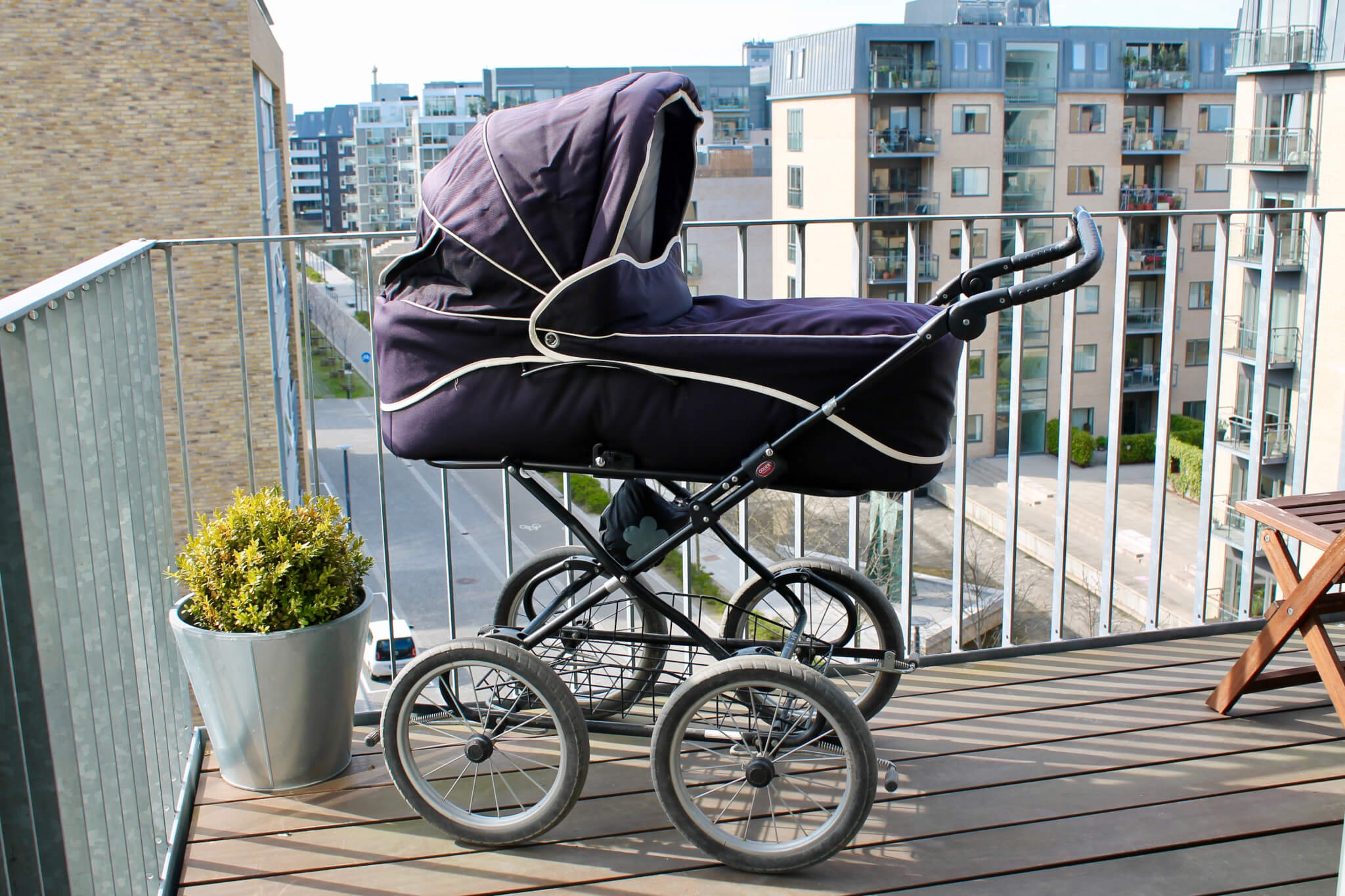 Titelseite -Kinder Komfort retro kinderwagen 1